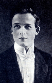 Sergey Yakovlevich Lemeshev. Sverdlovsk. The photo. 1926 (  . . . 1926 .) (Belyaev)