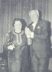 I. S. Kozlovsky and Vera Dulova (harp). CDRI. May 20, 1983 Photo. (. .     (). . 20  1983 . .) (Belyaev)
