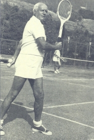 I. S. Kozlovsky on the tennis court in the Crimea. 1974 year. The photo. (. .      . 1974 . .) (Belyaev)