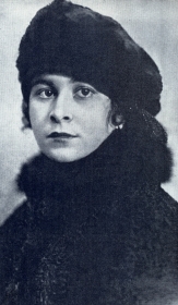 Maria Maksakova. 1924. Photo (  . 1924. ) (Belyaev)