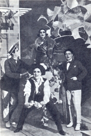 N. Dashkovsky, Z. Svetlova, M. Dneprov, D. Giusto in the operetta "The Black Rose". Moscow Theater of Operetta. The photo. (. , . , . , .    " ".   . .) (Belyaev)