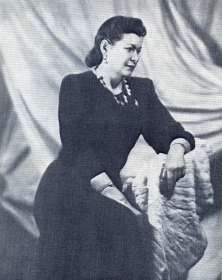 Maria Petrovna Maksakova. 1930s. The photo. (  . 1930- . .) (Belyaev)